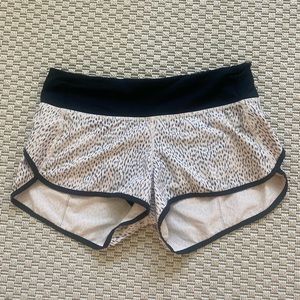 Lululemon ‘Speed Up’ Shorts